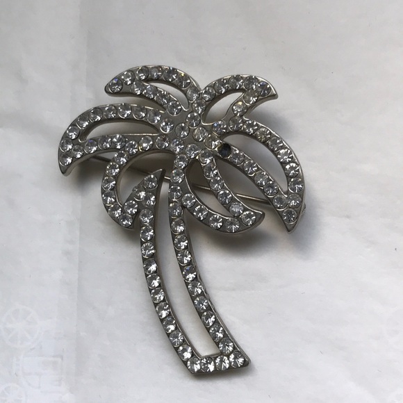 Hollister Jewelry - Hollister Silver & rhinestone palm tree brooch